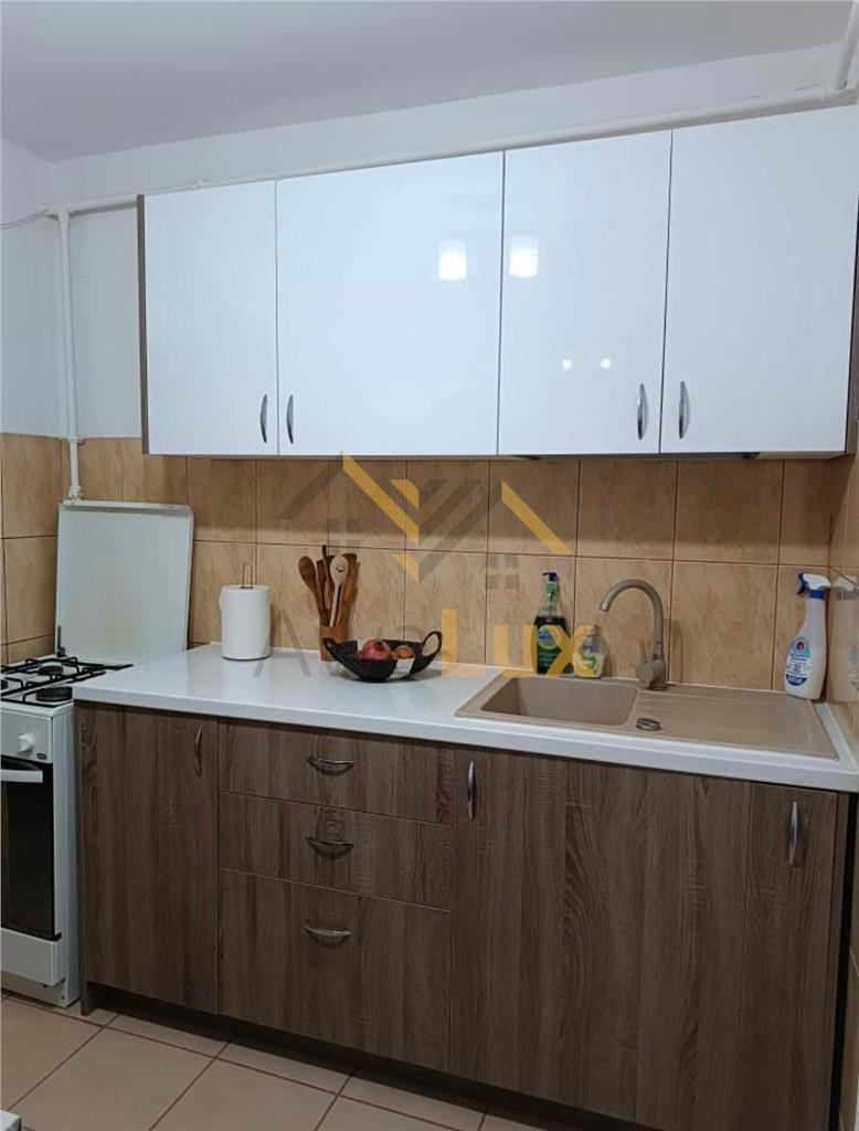 Apartament de vanzare str. Macului